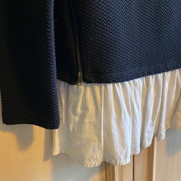 Black knit tunic top with attached skirt perfect for layering over leggings - Picture 4 of 6